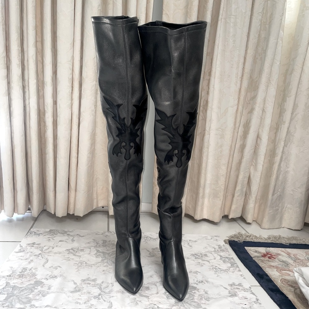 New Authentic Chanel thigh high boots with motifs